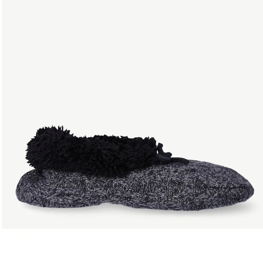 2-Pack Joyspun Black Stripe Knit Slipper Socks - Women's size 4-10